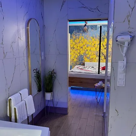 Apartament Centrum Z Dużą Wanną Dla Dwojga